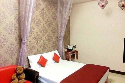 Snug Nine Inn Кэньдин Экстерьер фото